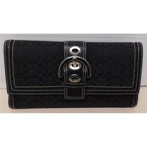 Vintage COACH logo SOHO wallet BLACK
Leather SILVER Buckle WHITE
Topstitch 90’s